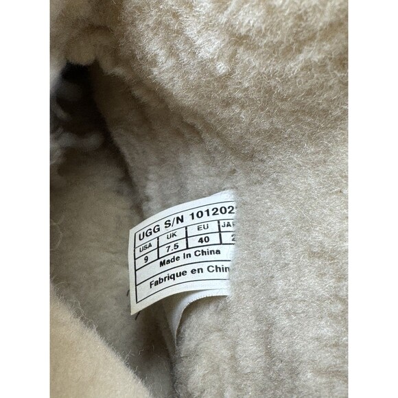 UGG Remora Short Boots Womens Size 9 Chestnut Leather Shearling Fur Lined - Picture 8 of 13